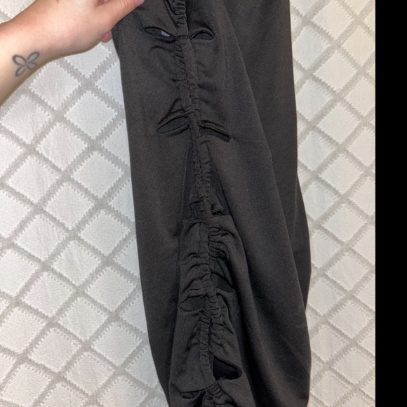 Windsor black body con dress - Picture 2 of 4